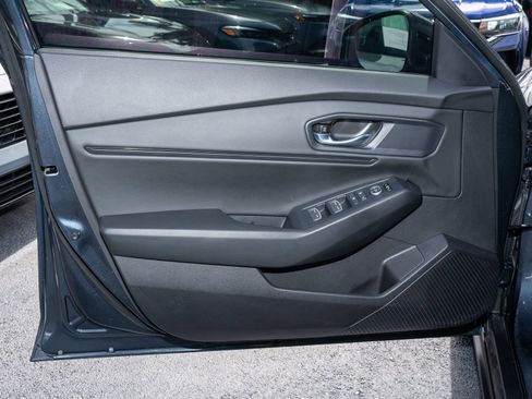 Certified 2025 Honda Accord SE image 10