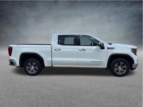 Used 2024 GMC Sierra 1500 SLT AWD/4WD image 11