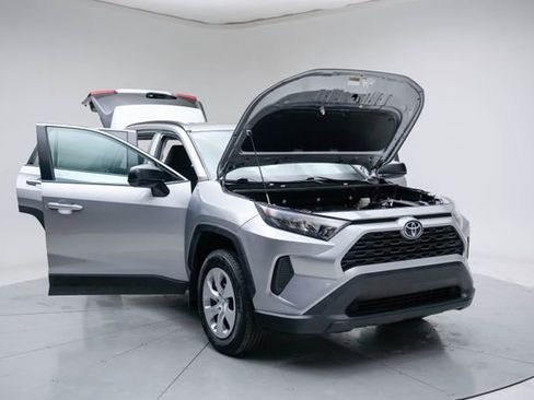 Used 2020 Toyota RAV4 LE w/ All Weather Liner Package image 15