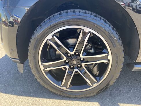 Used 2019 Ford Expedition Limited w/ Equipment Group 303A AWD/4WD image 10