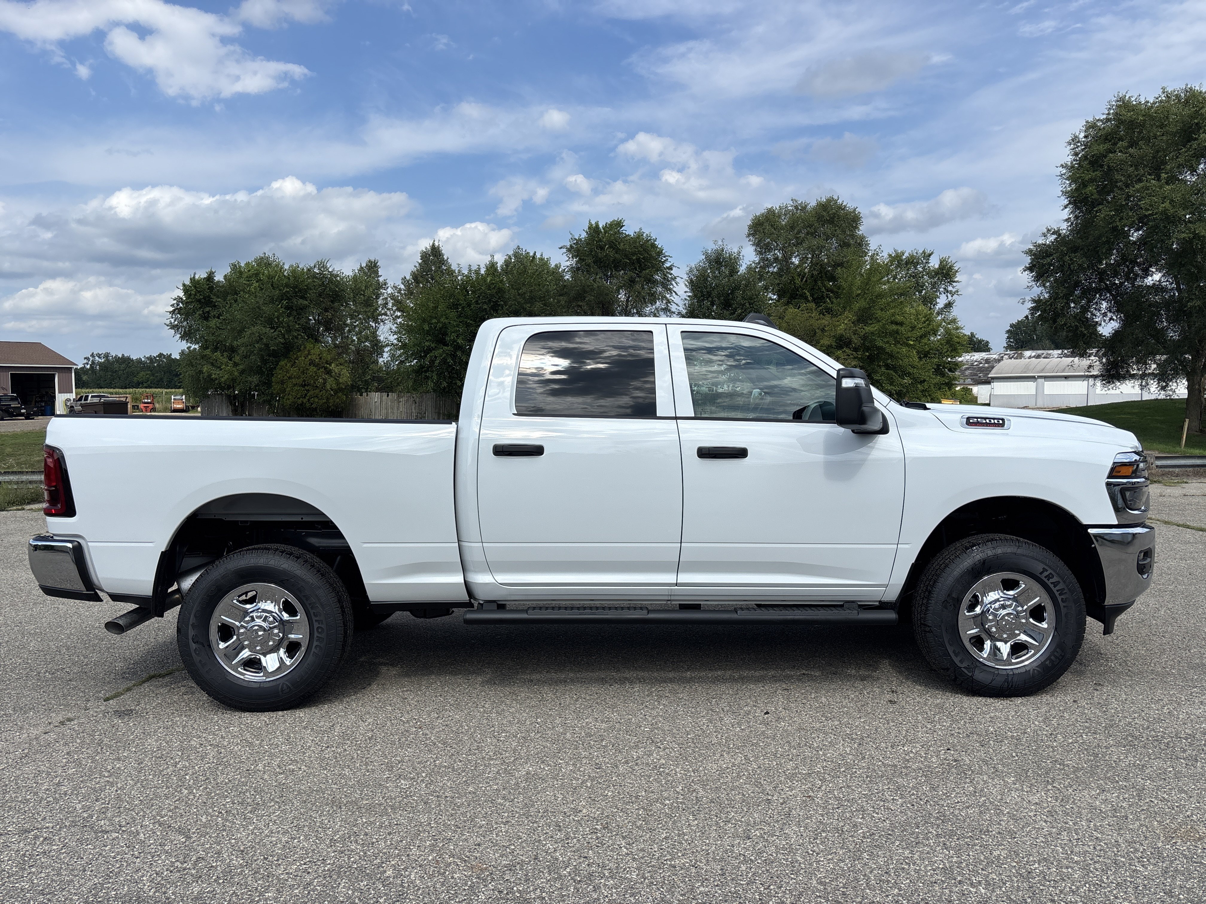 New 2026 RAM 2500 Tradesman AWD/4WD image 2
