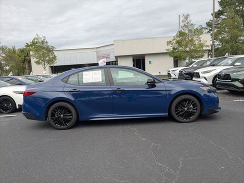 Certified 2025 Toyota Camry SE FWD image 3