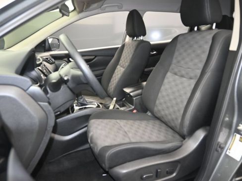 Used 2019 Nissan Rogue Sport SV AWD/4WD image 22