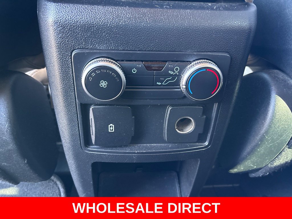 Used 2020 Ford Explorer XLT w/ Equipment Group 202A AWD/4WD image 29