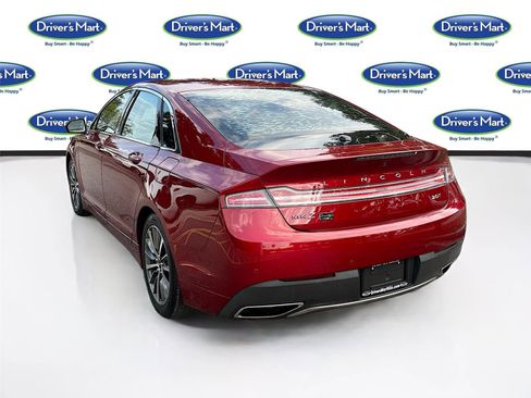 Used 2017 Lincoln MKZ Select w/ Select Plus Package FWD image 5