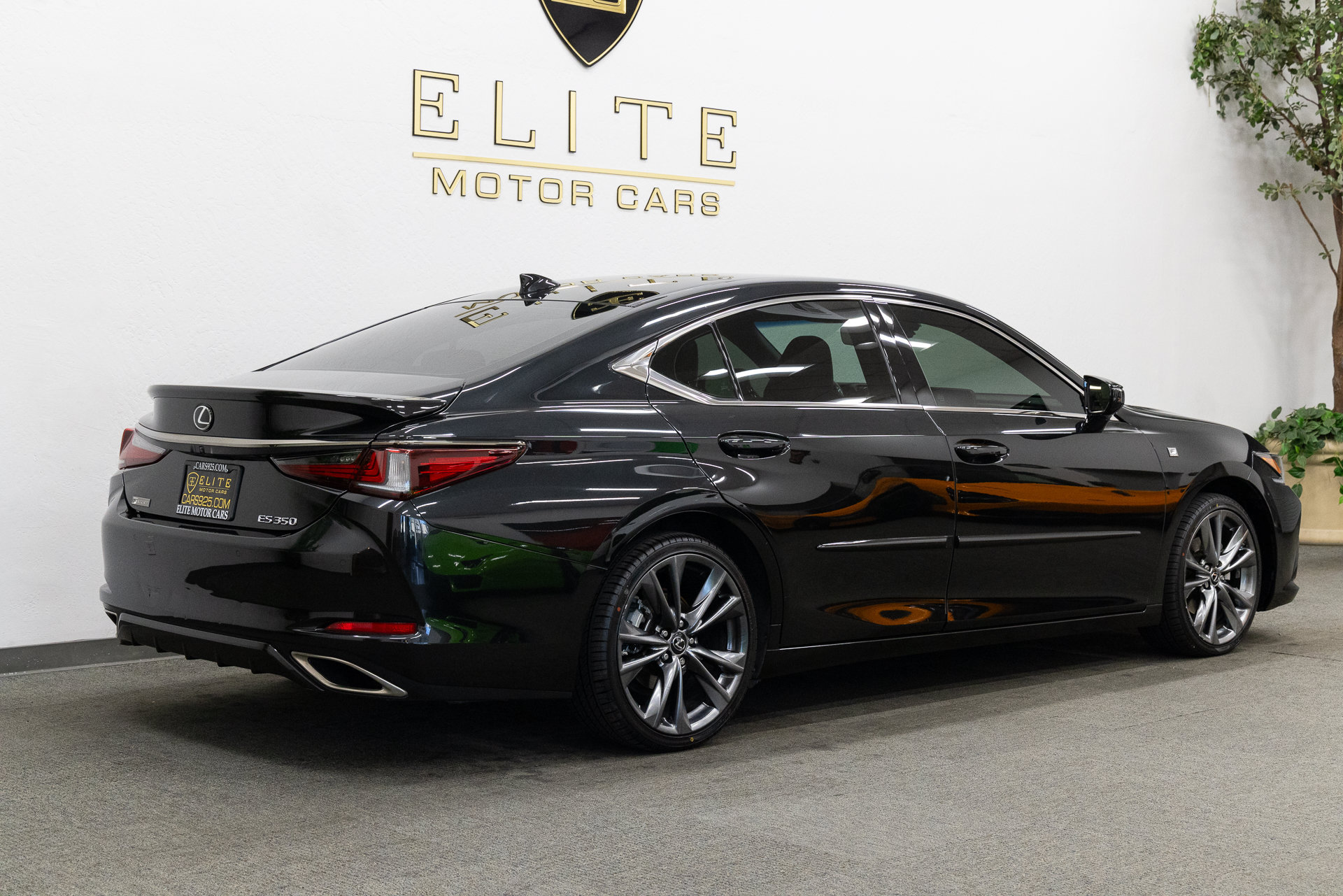 Used 2020 Lexus ES 350 F Sport w/ Accessory Package 2 FWD image 11