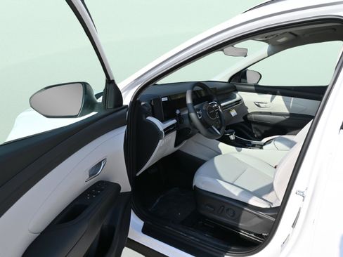 Used 2026 Hyundai Tucson SEL FWD image 10
