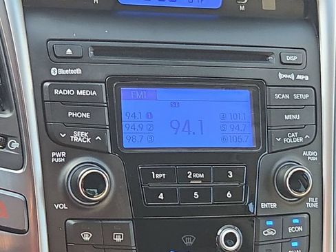 Used 2012 Hyundai Sonata Hybrid FWD image 16