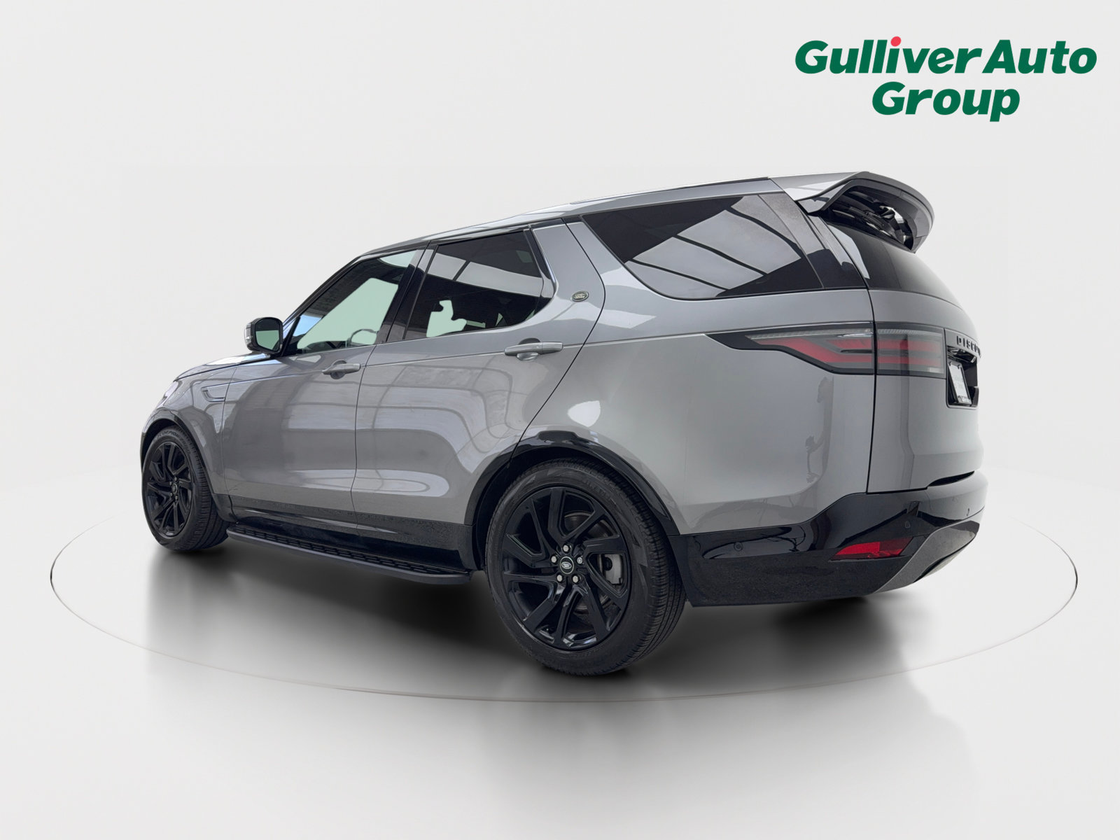 Used 2023 Land Rover Discovery S R-Dynamic AWD/4WD image 4