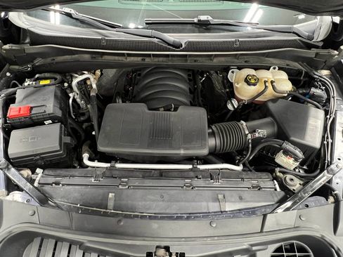 Used 2022 Chevrolet Suburban RST w/ Luxury Package image 27