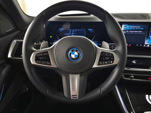 Used 2025 BMW X5 xDrive50e w/ M Sport Package AWD/4WD image 22