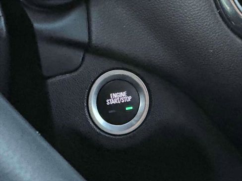 Used 2024 Chevrolet Equinox LT image 26