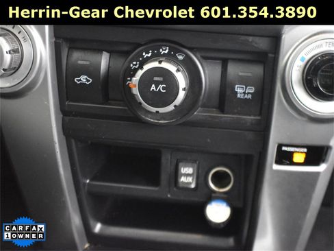 Used 2017 Toyota 4Runner SR5 Premium image 28