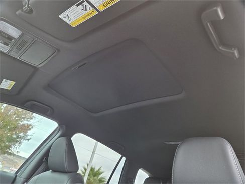 Used 2023 Honda Passport EX-L image 11