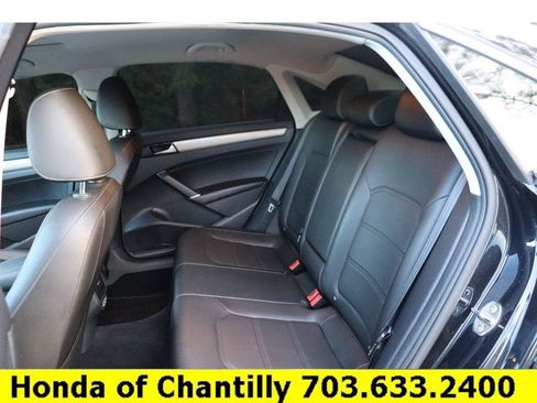 Used 2020 Volkswagen Passat 2.0T SE w/ Sunroof Package image 28