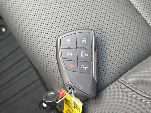 New 2024 GMC Hummer EV 2X w/ Extreme Off-Road Package AWD/4WD image 42