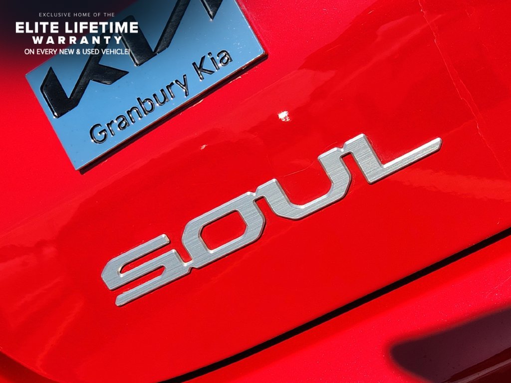 Used 2025 Kia Soul GT-Line w/ GT-Line Technology Package FWD image 7