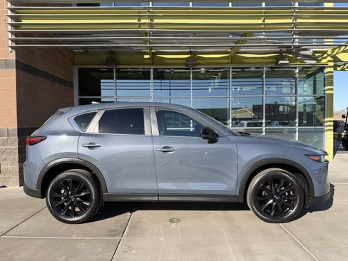 Used 2024 MAZDA CX-5 Carbon Edition image 9