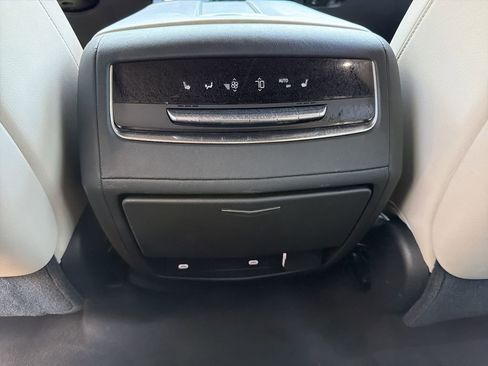 Certified 2021 Cadillac Escalade Sport image 23