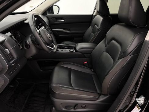 Used 2022 Nissan Pathfinder SL w/ SL Premium Package AWD/4WD image 11