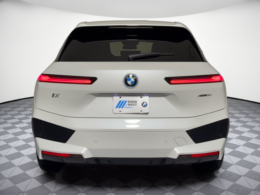 Certified 2024 BMW iX xDrive50 w/ Sport Package AWD/4WD image 11