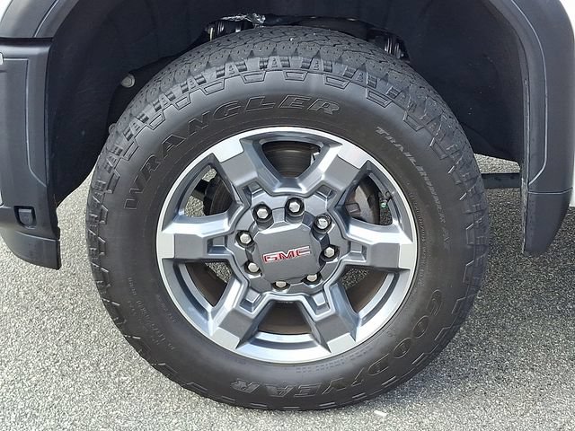 Used 2025 GMC Sierra 2500 SLT AWD/4WD image 8