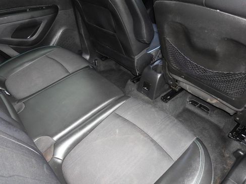 Used 2016 Chevrolet Trax LT w/ LT Convenience Package FWD image 24
