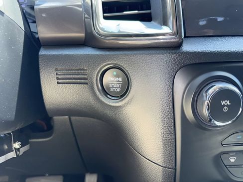Used 2019 Ford Ranger Lariat w/ Equipment Group 501A Mid AWD/4WD image 18
