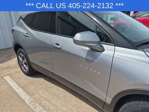Used 2025 Chevrolet Blazer LT AWD/4WD image 20