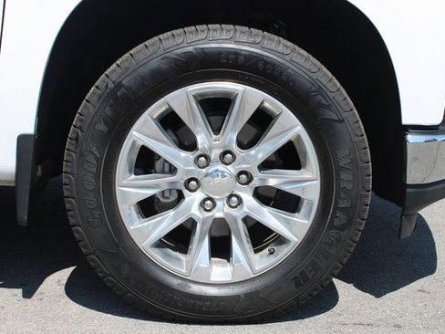 Used 2021 Chevrolet Silverado 1500 LTZ w/ Technology Package image 45