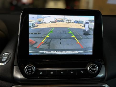 Used 2021 Ford EcoSport SE w/ SE Convenience Package image 32