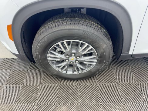 New 2026 Chevrolet Traverse LT w/ Driver Confidence Package image 12