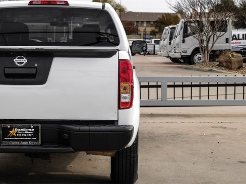 Used 2019 Nissan Frontier S image 45