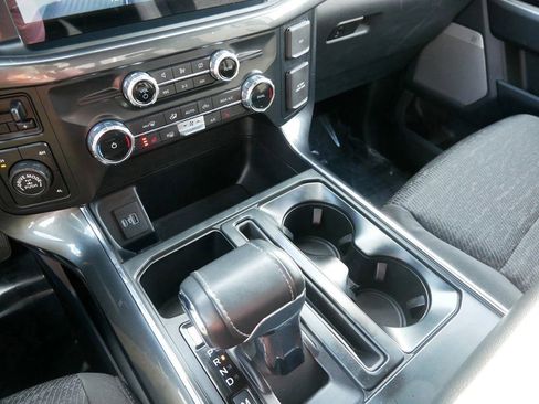 Certified 2022 Ford F150 XLT w/ Equipment Group 302A High image 27