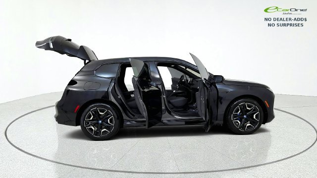 Used 2024 BMW iX xDrive50 w/ Sport Package AWD/4WD image 19