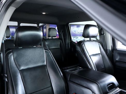 Used 2017 Ford F350 Lariat w/ Chrome Package image 37