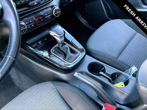 Used 2022 Kia Soul EX image 17