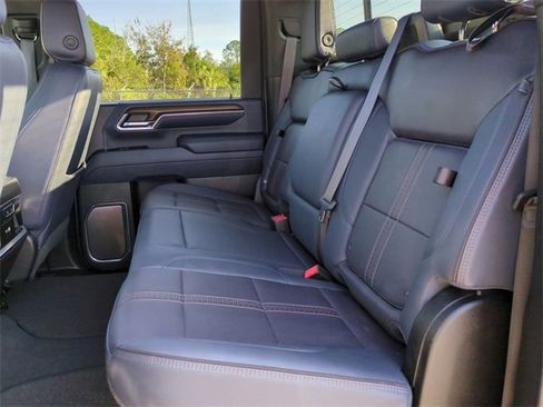 Used 2024 Chevrolet Silverado 3500 High Country w/ Technology Package image 14