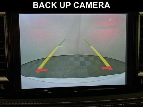 Used 2024 Chrysler Pacifica Select image 6