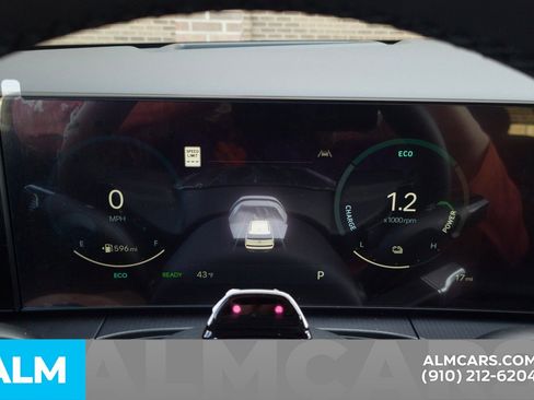 Used 2025 Hyundai Santa Fe Calligraphy image 34