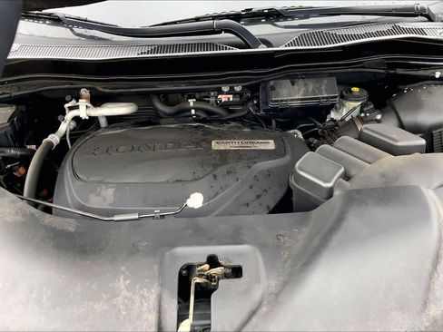 Used 2017 Honda Pilot Touring image 32