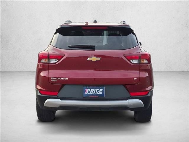 Used 2025 Chevrolet TrailBlazer LT AWD/4WD image 7