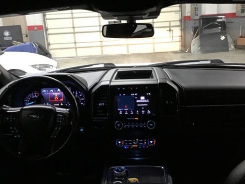 Used 2019 Ford Expedition Max Limited w/ Driver Assistance Package image 28