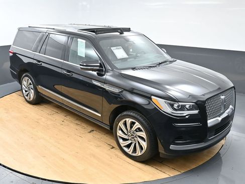 Used 2022 Lincoln Navigator L Reserve image 49