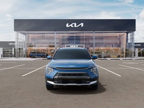 New 2026 Kia Niro SX Touring FWD image 2