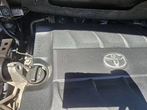 Used 2013 Toyota Sienna XLE AWD/4WD image 57