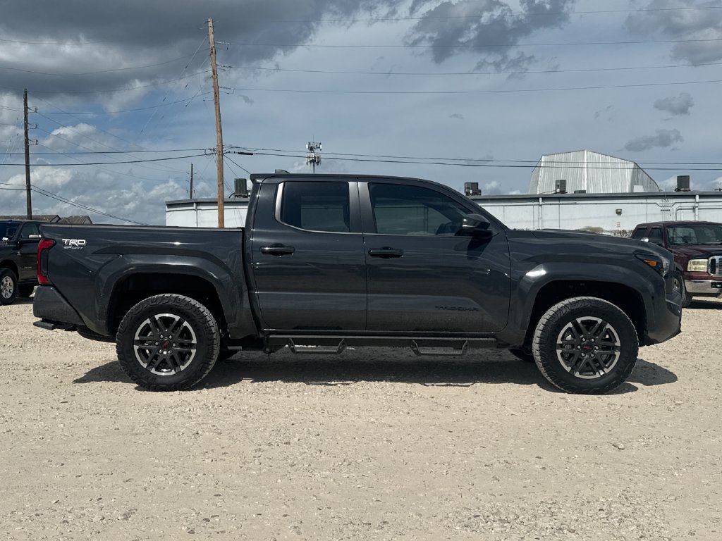 Certified 2025 Toyota Tacoma TRD Sport w/ TRD Sport Upgrade Package AWD/4WD image 7