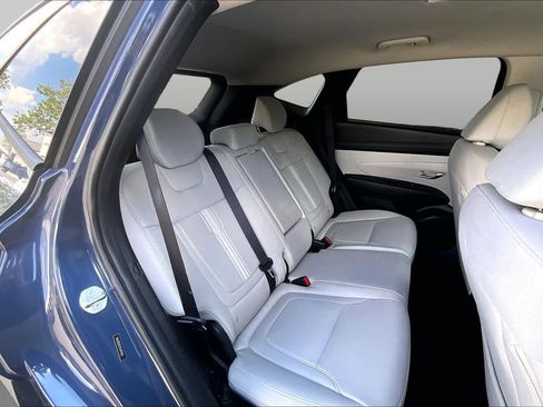 Used 2025 Hyundai Tucson SEL FWD image 19