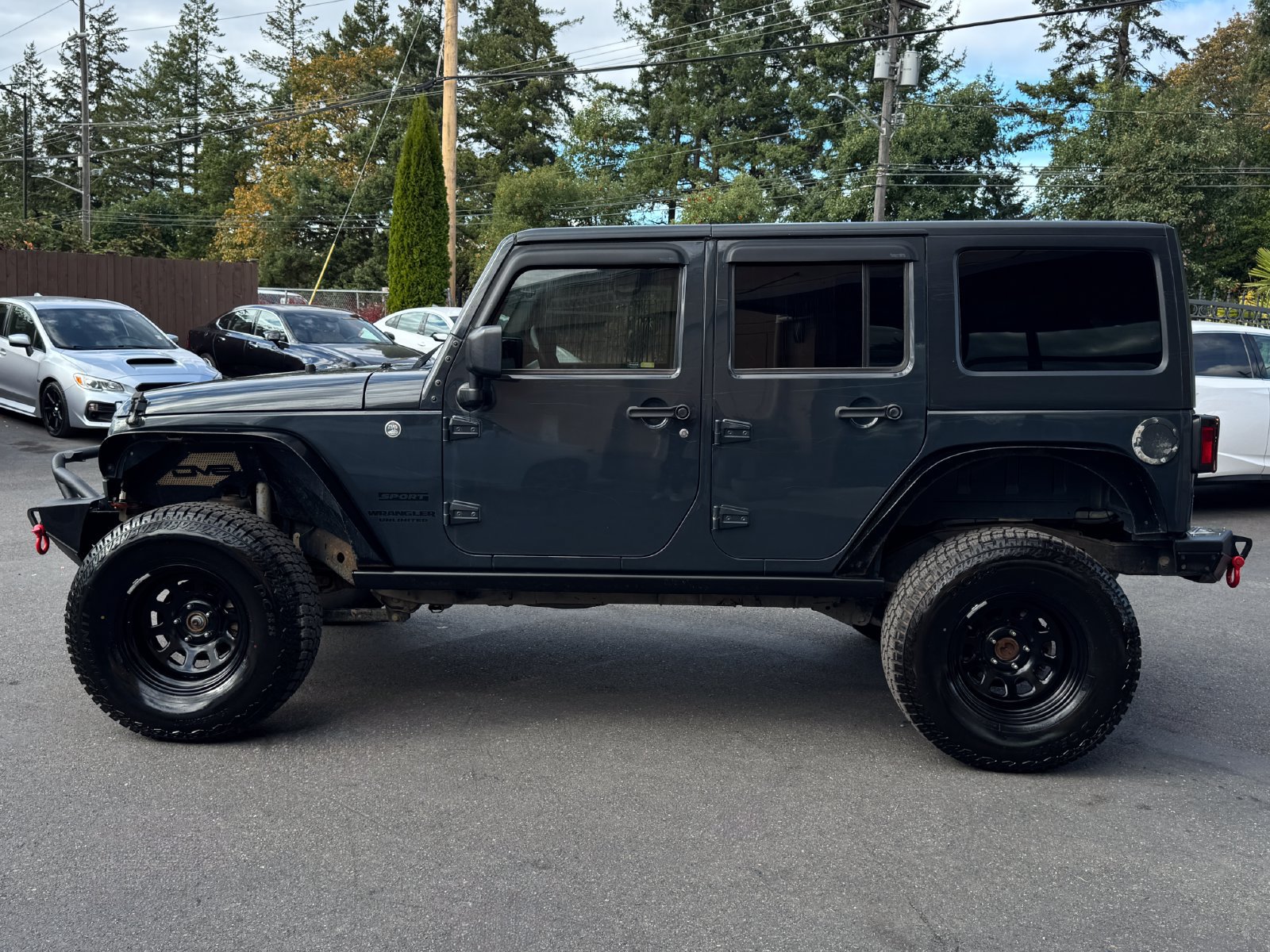 Used 2016 Jeep Wrangler Unlimited Sport w/ Quick Order Package 24S AWD/4WD image 4