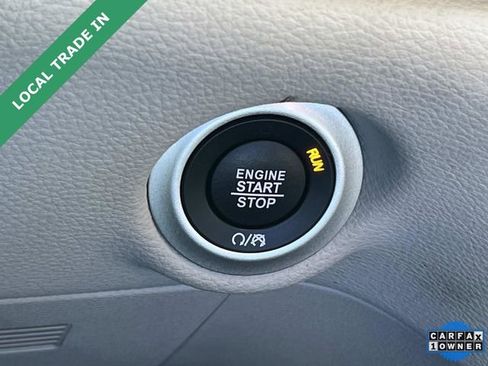 Used 2024 Chrysler Pacifica Touring-L w/ Road Tripper Package image 36